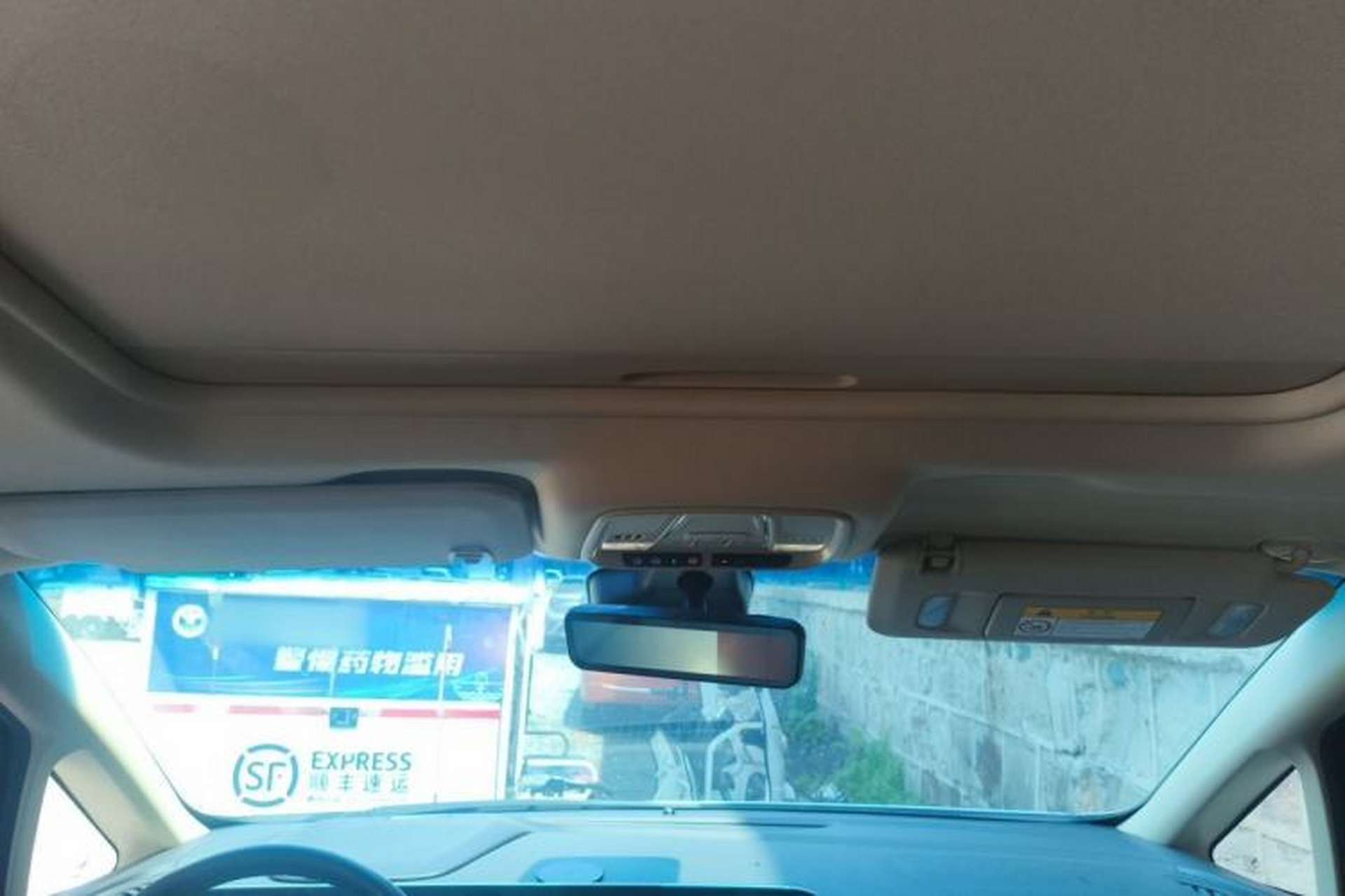 Used Buick GL8 2022 ES Landtrek 653T Luxury Edition Headliner