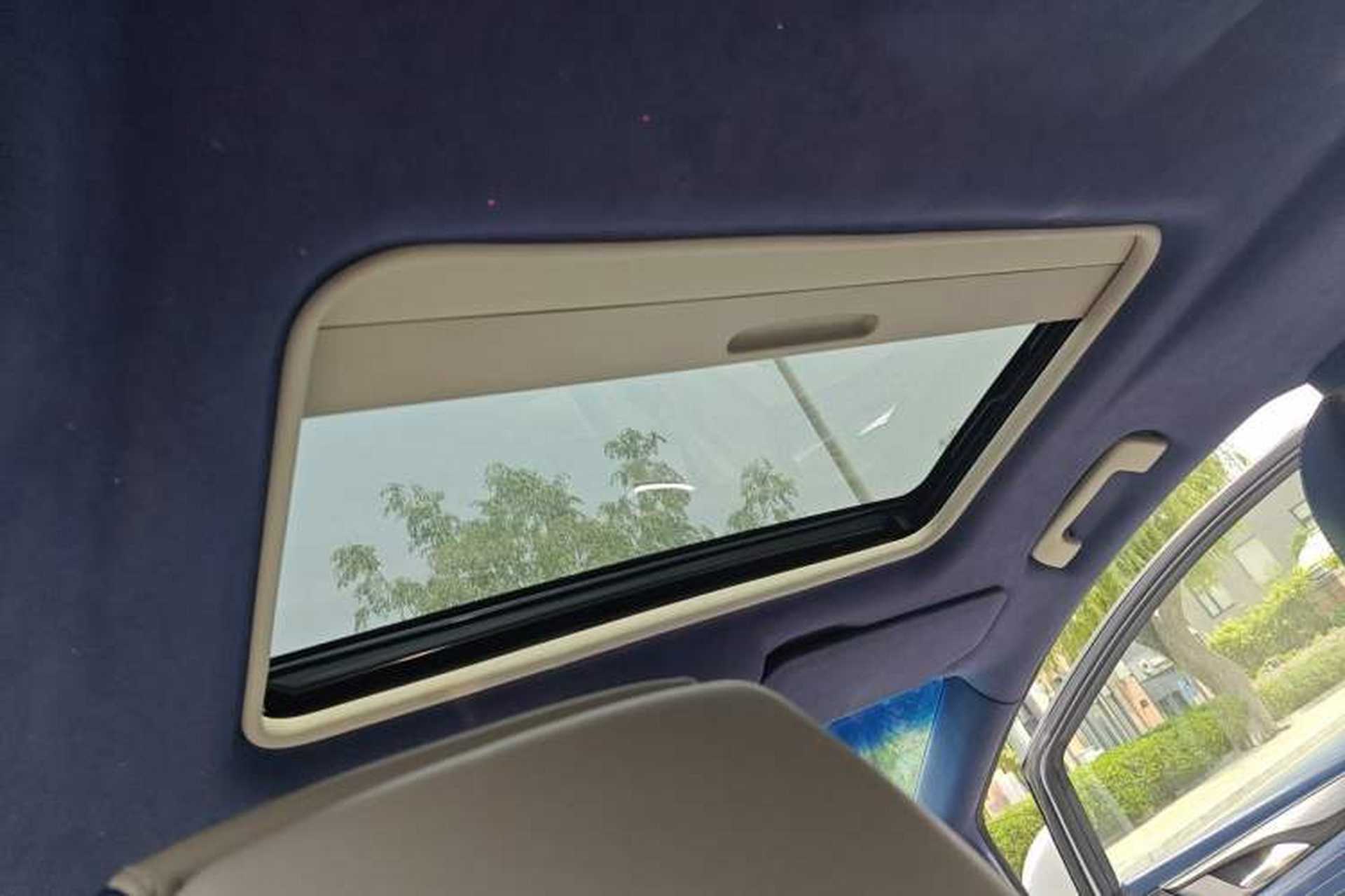 Used Buick GL8 2022 ES Landtrek 653T Comfort Edition Headliner