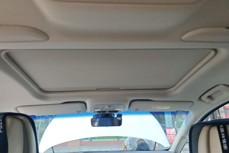Used Buick GL8 2022 ES Land Cruiser 653T Luxury Model Headliner