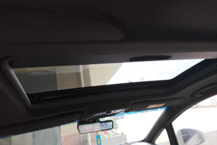 Used Buick GL8 2022 ES Land Cruiser 653T Luxury Model Headliner