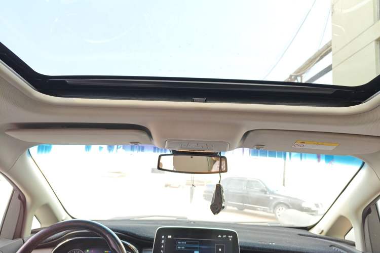 Used Buick GL8 2022 Land Business Class 652T Luxury Model Headliner