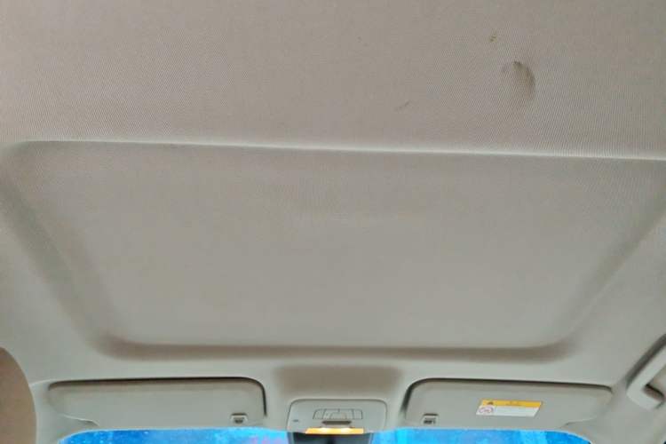 Used Buick GL8 2022 Land Cruiser Executive Class 652T Comfort Model Headliner