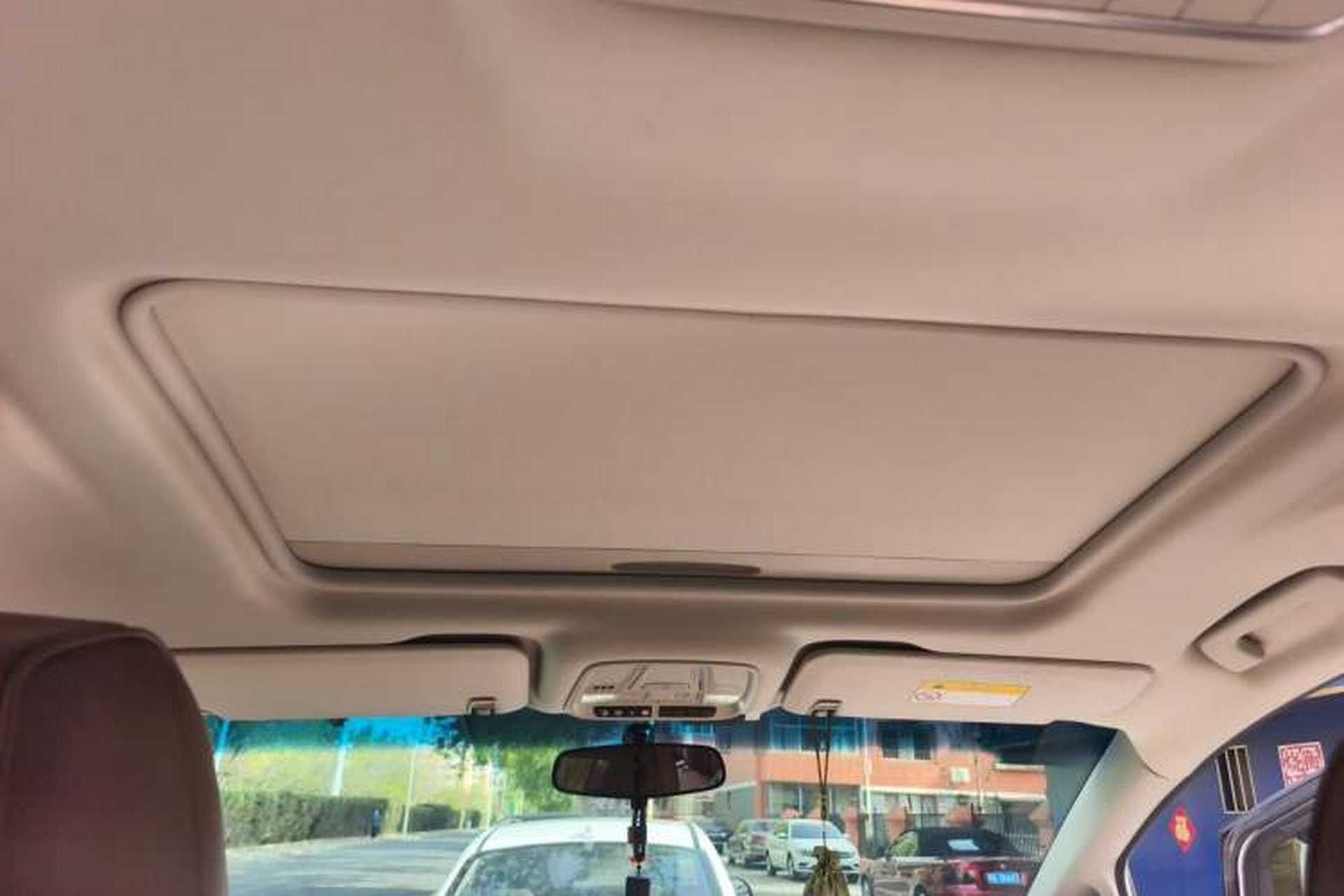 Used Buick GL8 2022 ES Landtrek 653T Comfort Edition Headliner
