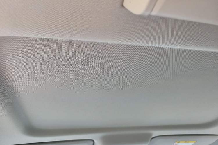 Used Buick GL8 2022 Land Cruiser Executive Class 652T Comfort Model Headliner