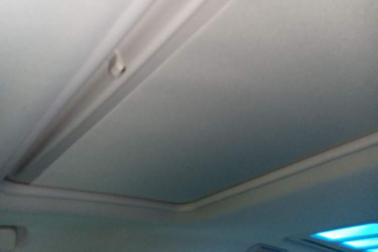 Used Buick GL8 2022 Land Business Class 652T Luxury Model Headliner