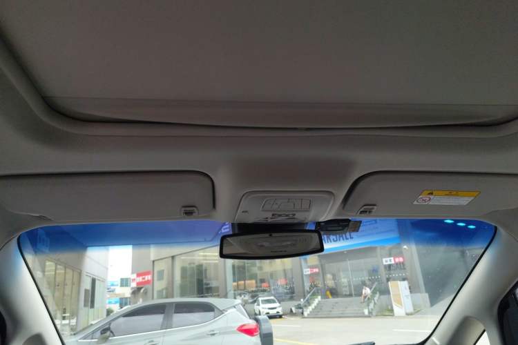 Used Buick GL8 2022 Land Business Class 652T Luxury Model Headliner