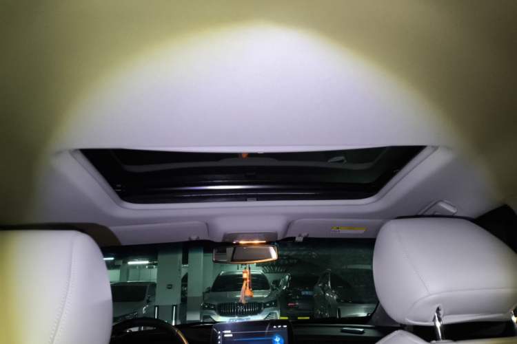 Used Buick GL8 2022 Land Business Class 652T Luxury Model Headliner
