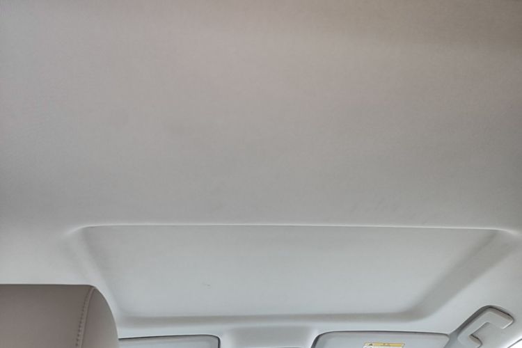 Used Buick GL8 2022 Land Cruiser Executive Class 652T Comfort Model Headliner