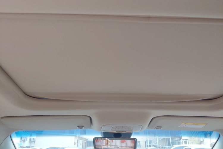 Used Buick GL8 2022 Land Executive Class 652T Prestige Model Headliner
