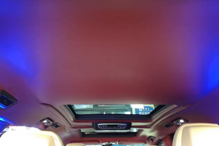 Used Buick GL8 2022 ES Land Cruiser 653T Luxury Model Headliner