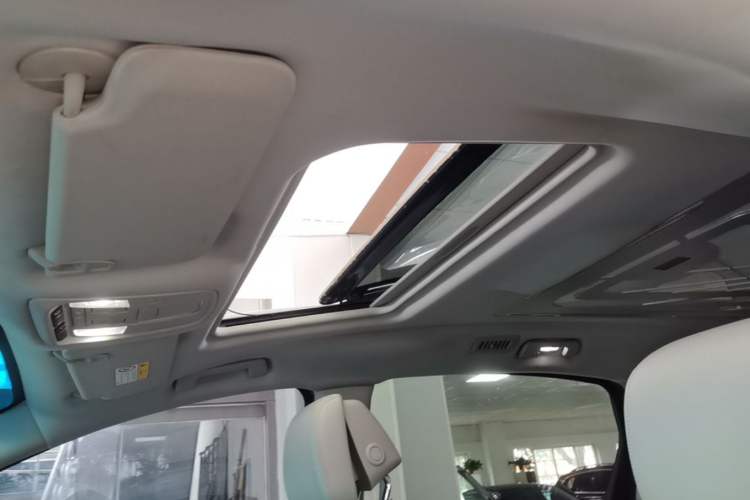 Used Buick GL8 2022 ES Landtrek 653T Comfort Edition Headliner