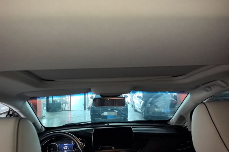 Used Buick GL8 2022 Land Executive Class 652T Prestige Model Headliner