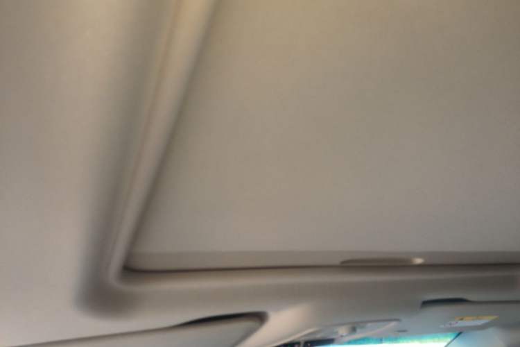 Used Buick GL8 2022 ES Land Cruiser 653T Luxury Model Headliner