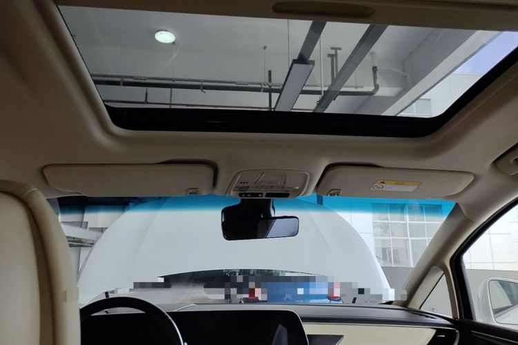 Used Buick GL8 2022 ES Landtrek 653T Luxury Edition Headliner
