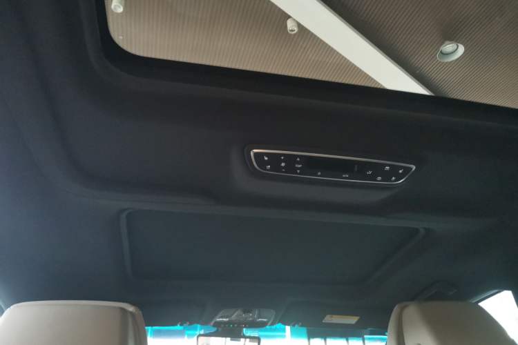 Used Buick GL8 2022 ES Landtrek 653T Flagship Model Headliner