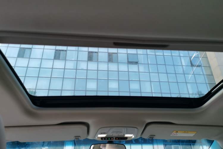 Used Buick GL8 2022 ES Landtrek 653T Comfort Edition Headliner