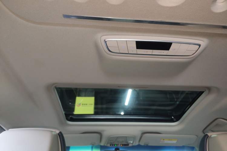 Used Buick GL8 2022 ES Landtrek 653T Comfort Edition Headliner