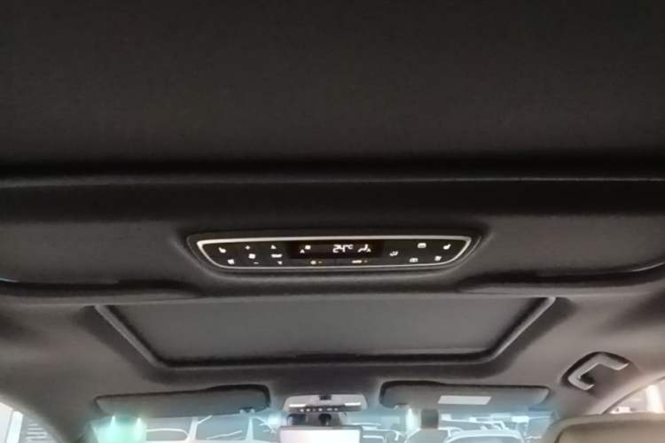 Used Buick GL8 2022 ES Land Cruiser 653T Luxury Model Headliner