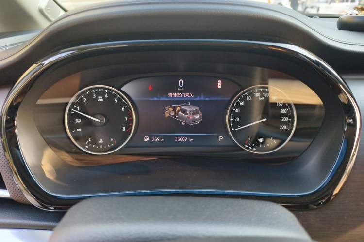Used Buick GL8 2022 Land Cruiser Executive Class 652T Comfort Model Instrument Cluster