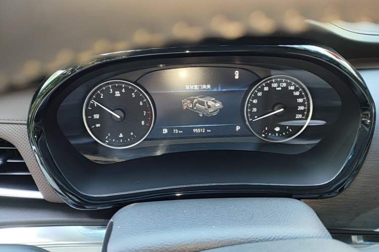 Used Buick GL8 2022 Land Cruiser Executive Class 652T Comfort Model Instrument Cluster