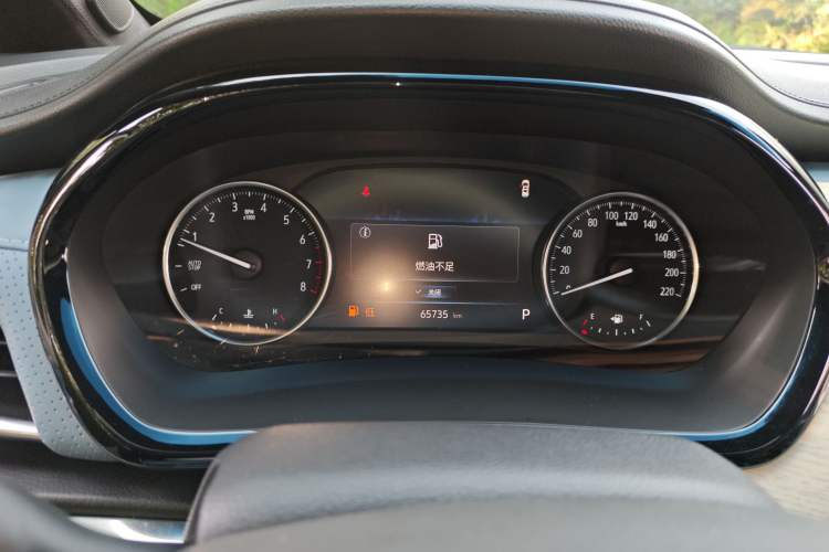 Used Buick GL8 2022 Land Cruiser Executive Class 652T Comfort Model Instrument Cluster