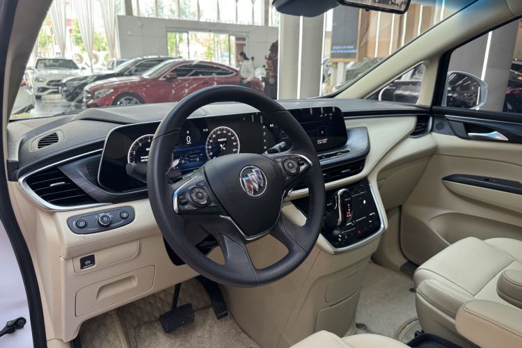 Used Buick GL8 2022 ES Landtrek 653T Luxury Edition Interior 1