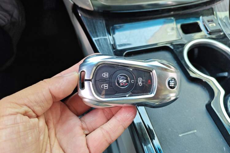 Used Buick GL8 2022 Land Business Class 652T Luxury Model Interior 1