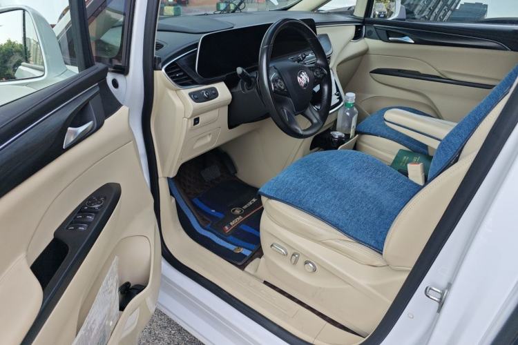 Used Buick GL8 2022 ES Land Cruiser 653T Luxury Model Interior 3