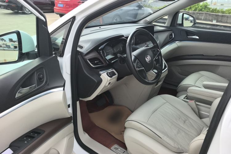 Used Buick GL8 2022 Land Business Class 652T Luxury Model Interior 3