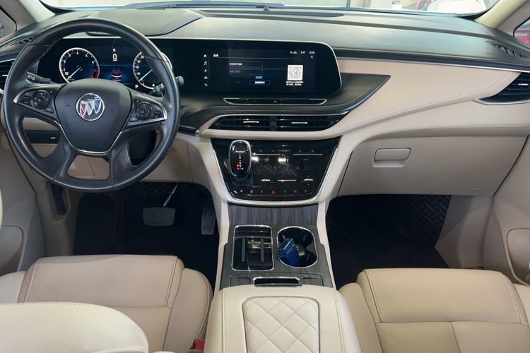 Used Buick GL8 2022 ES Landtrek 653T Luxury Edition Interior 4