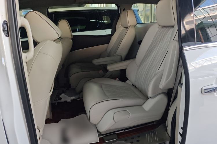 Used Buick GL8 2022 Land Business Class 652T Luxury Model Interior 4