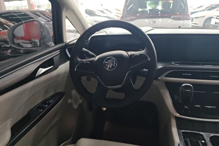 Used Buick GL8 2022 ES Landtrek 653T Comfort Edition Interior 5