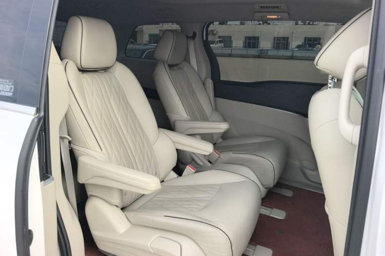 Used Buick GL8 2022 Land Business Class 652T Luxury Model Interior 6