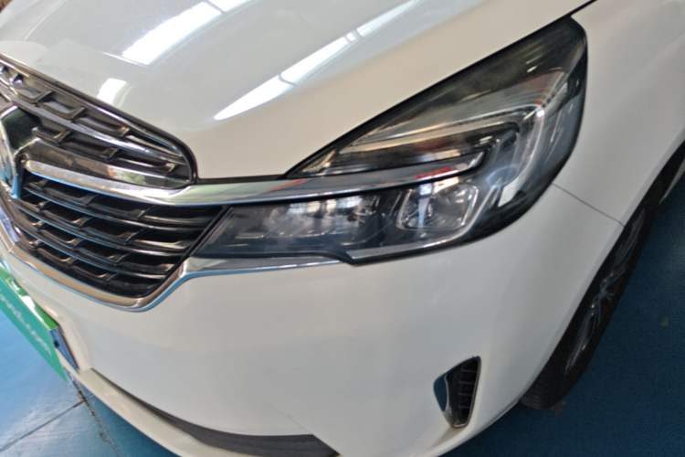 Used Buick GL8 2022 Land Business Class 652T Luxury Model Left Front Headlight