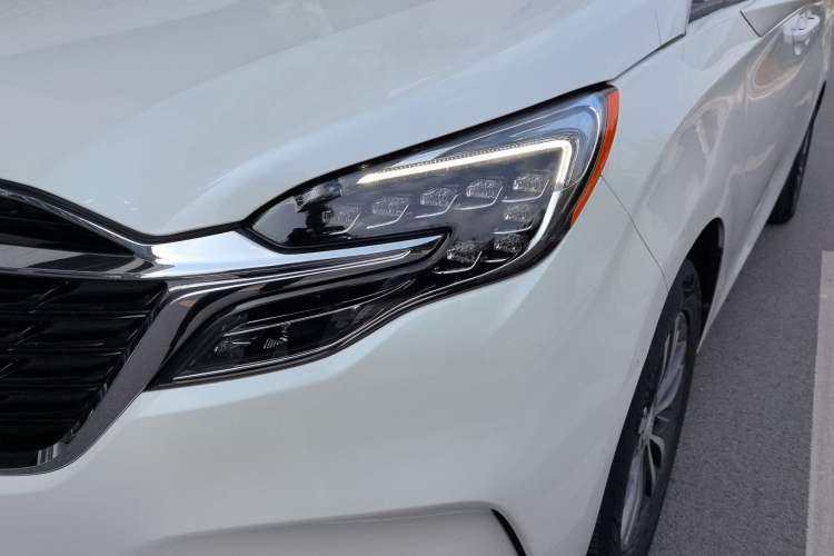 Used Buick GL8 2022 ES Landtrek 653T Luxury Edition Left Front Headlight