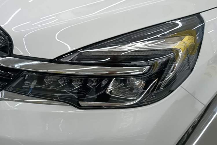 Used Buick GL8 2022 Land Business Class 652T Luxury Model Left Front Headlight