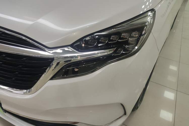 Used Buick GL8 2022 ES Landtrek 653T Comfort Edition Left Front Headlight