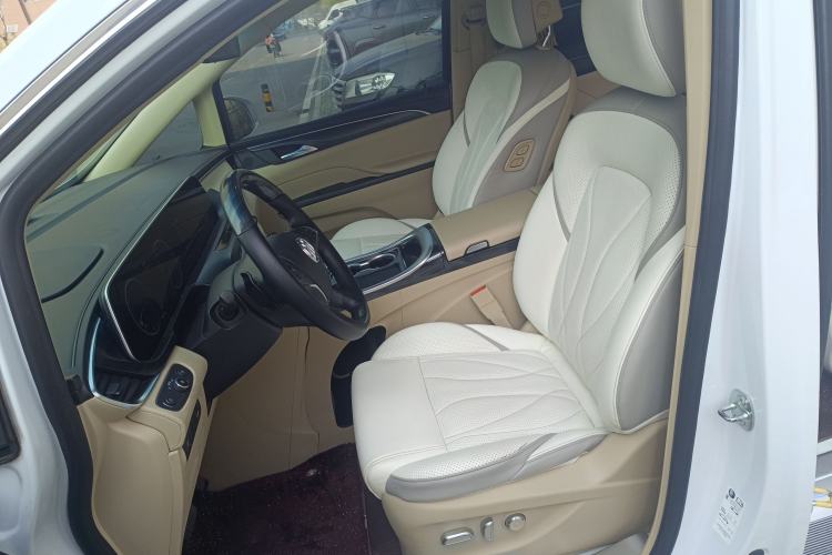 Used Buick GL8 2022 ES Landtrek 653T Luxury Edition Left Front Seat
