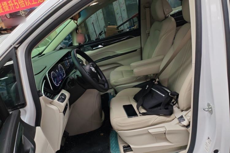 Used Buick GL8 2022 ES Landtrek 653T Comfort Edition Left Front Seat
