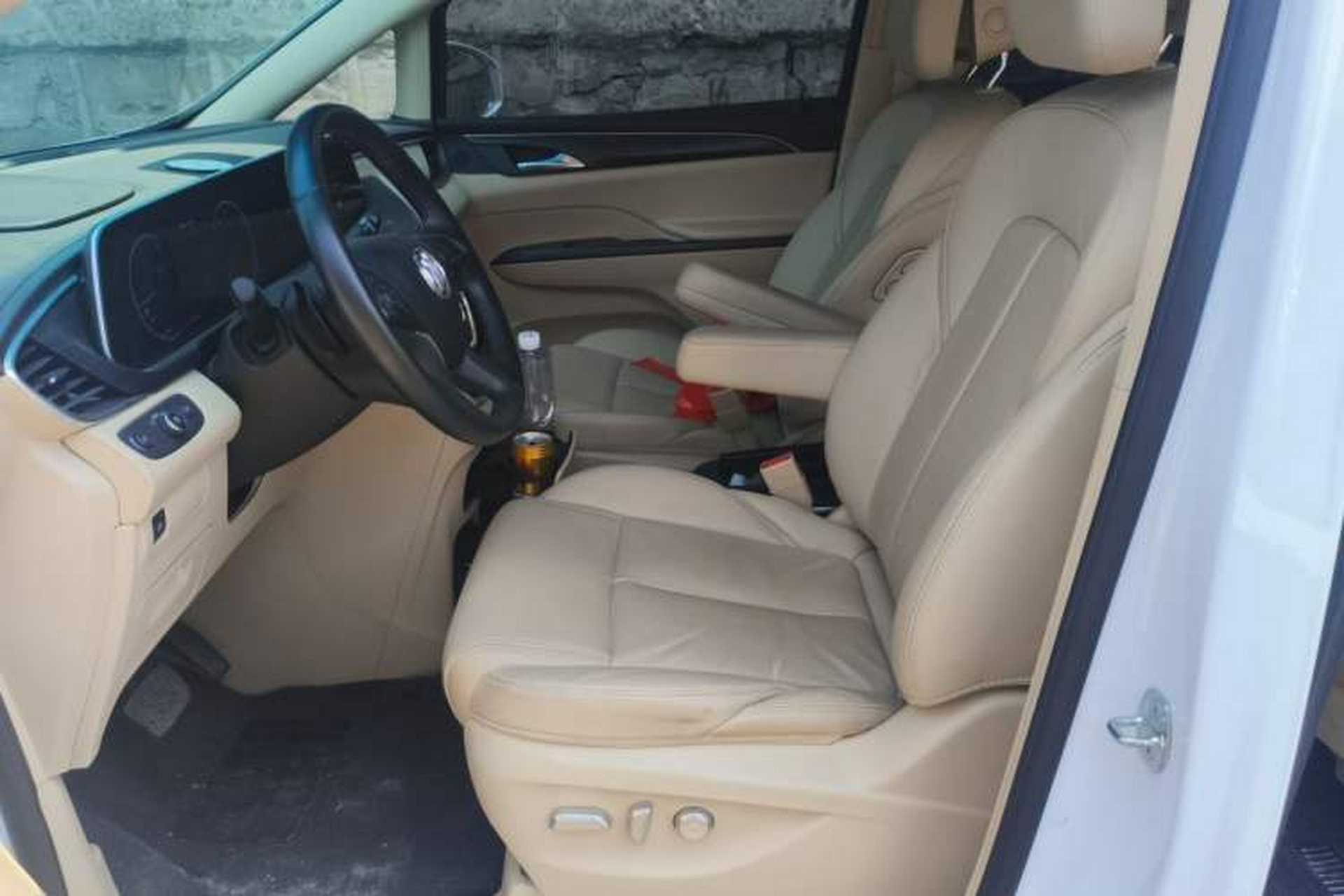 Used Buick GL8 2022 ES Landtrek 653T Luxury Edition Left Front Seat