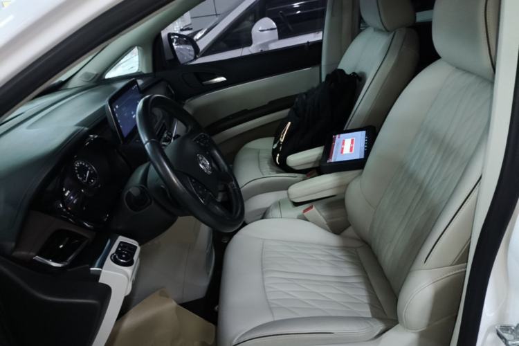 Used Buick GL8 2022 Land Business Class 652T Luxury Model Left Front Seat