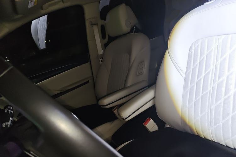 Used Buick GL8 2022 ES Land Cruiser 653T Luxury Model Left Front Seat