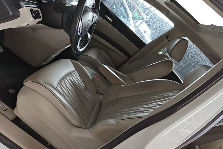 Used Buick GL8 2022 Land Business Class 652T Luxury Model Left Front Seat