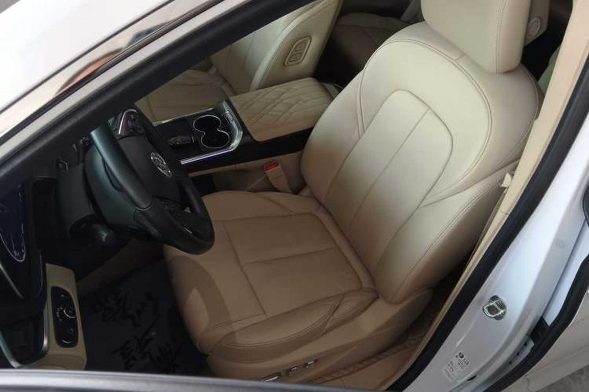 Used Buick GL8 2022 ES Landtrek 653T Luxury Edition Left Front Seat