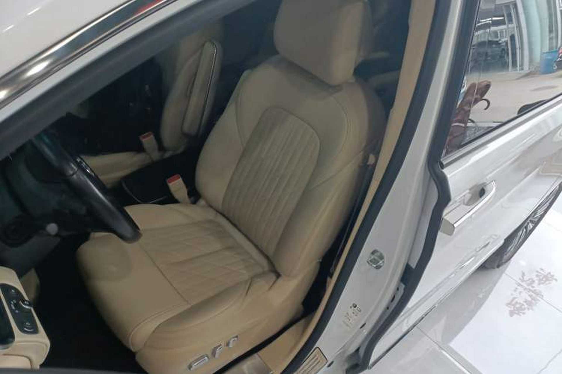Used Buick GL8 2022 ES Land Cruiser 653T Luxury Model Left Front Seat