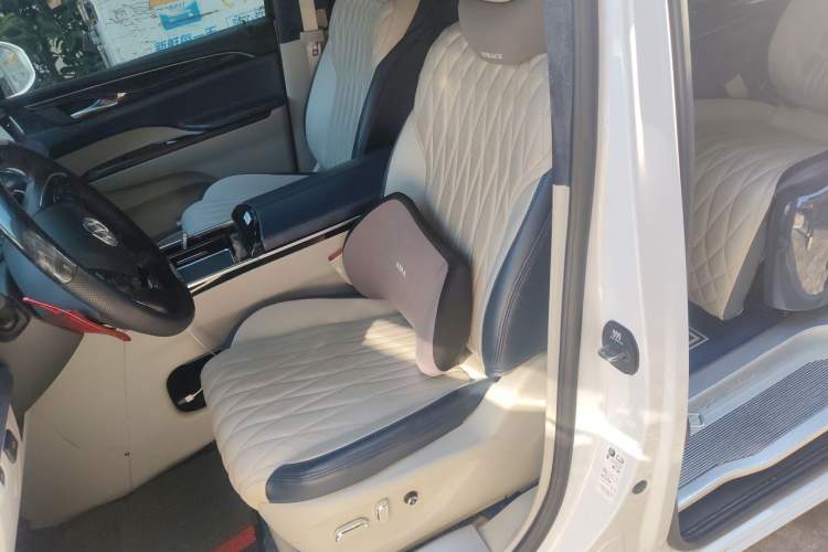 Used Buick GL8 2022 ES Landtrek 653T Comfort Edition Left Front Seat