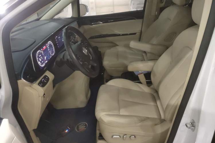 Used Buick GL8 2022 ES Landtrek 653T Luxury Edition Left Front Seat