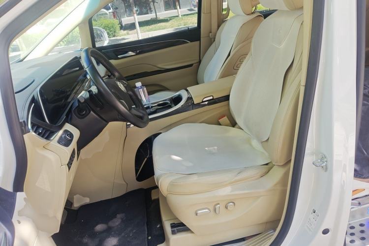 Used Buick GL8 2022 ES Landtrek 653T Luxury Edition Left Front Seat