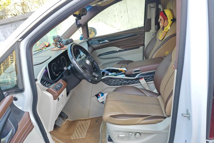 Used Buick GL8 2022 ES Landtrek 653T Comfort Edition Left Front Seat