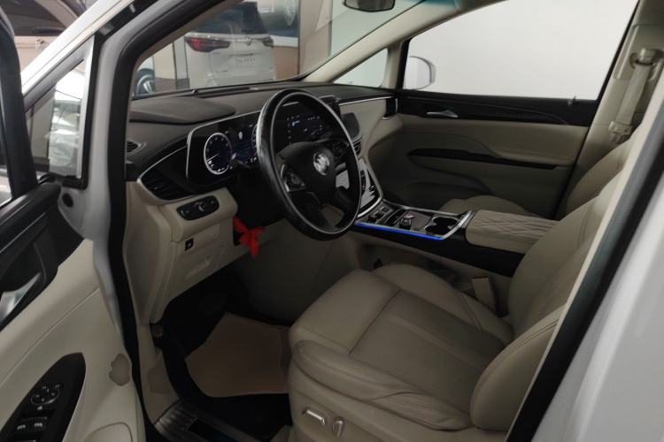 Used Buick GL8 2022 ES Landtrek 653T Comfort Edition Left Front Seat